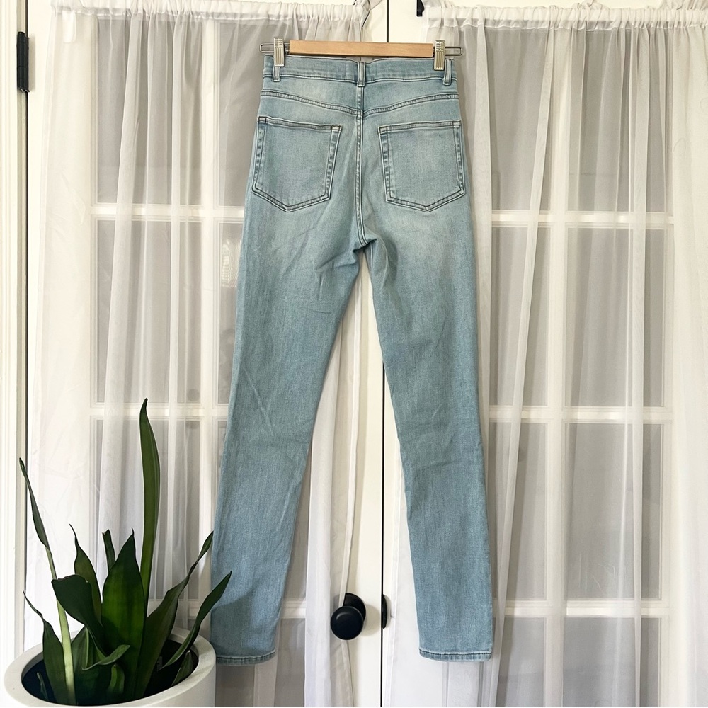 Reformation High & Skinny Jeans Amalfi Wash Denim Stretchy Sz 26 - Picture 4 of 8